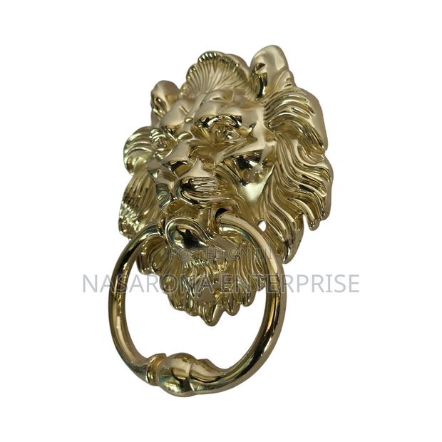 Lion Sofa Design · Photo 2