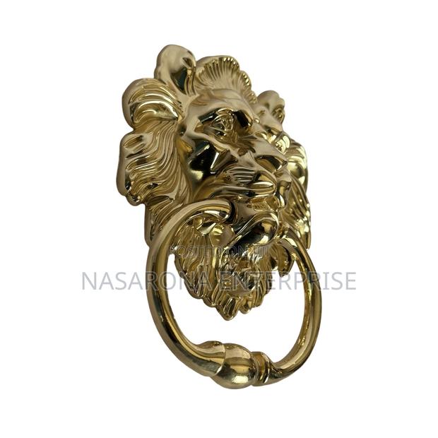 Lion Sofa Design · Photo 3