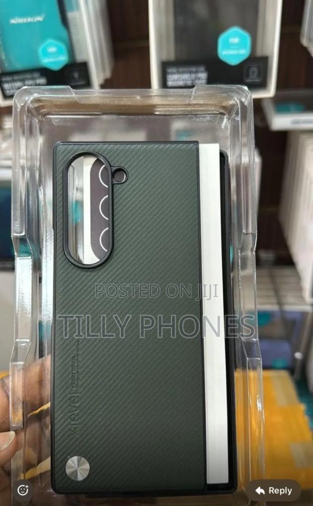 Galaxy Z Fold 6 Case · Photo 2