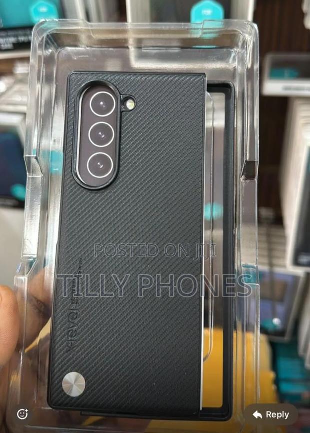 Galaxy Z Fold 6 Case · Photo 5