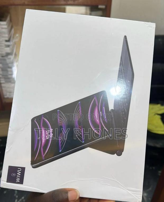 iPad 10th Gen Smart Case · Photo 1