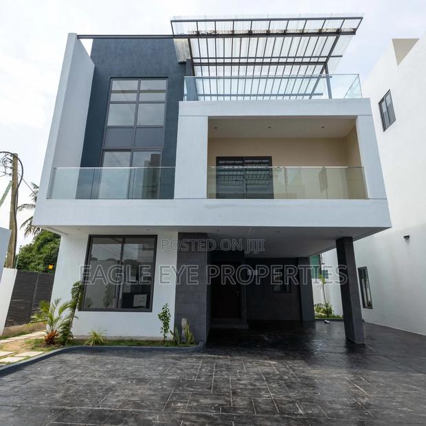 4bdrm House in Cantonments for sale · Photo 1
