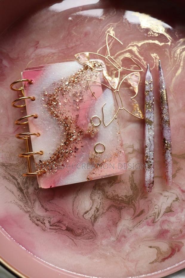 Resin Diary · Photo 2