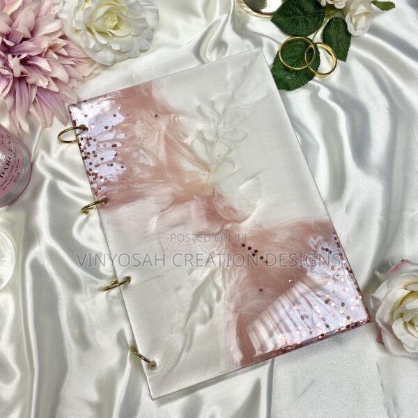 Resin Diary · Photo 3