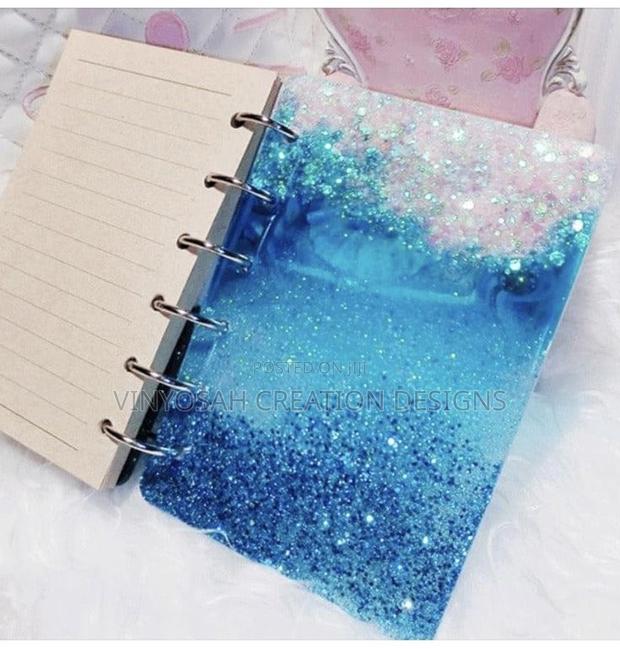 Resin Diary · Photo 5