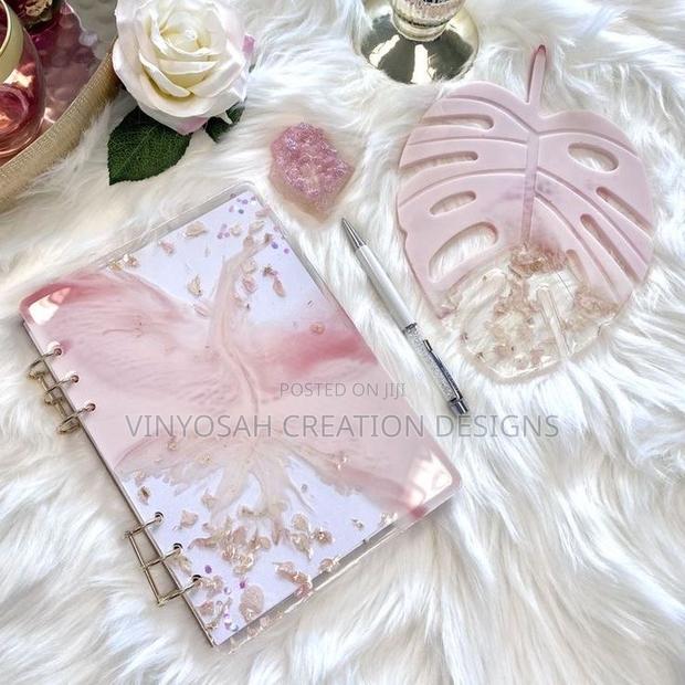 Resin Diary · Photo 6