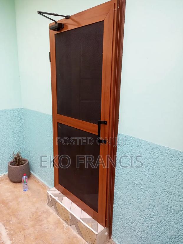 Mosquitor Screen DOOR · Photo 1