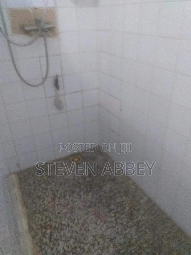 1bdrm Apartment in Adom Agency, Teshie for rent · Photo 4
