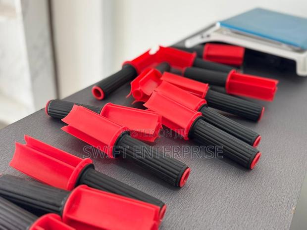 Stretch Film or Stretch Wrap Dispenser · Photo 3
