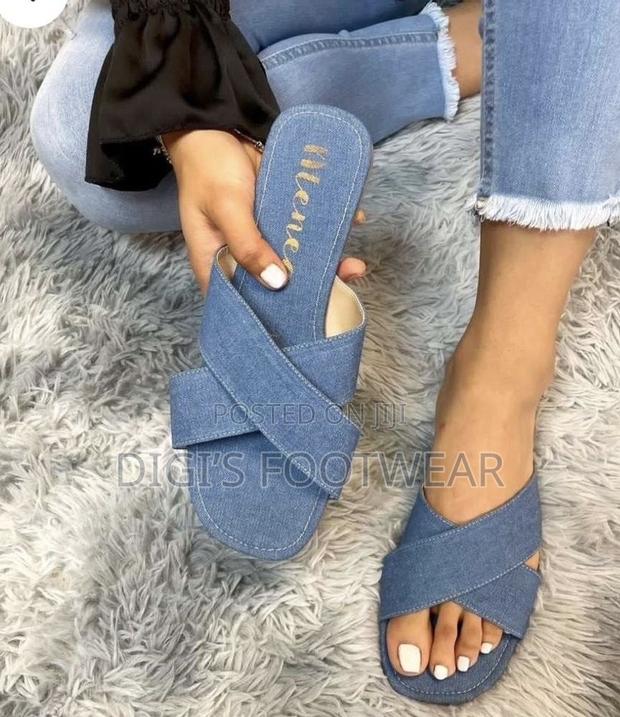 Blue Jeans Crossed Ladies Slippers · Photo 2