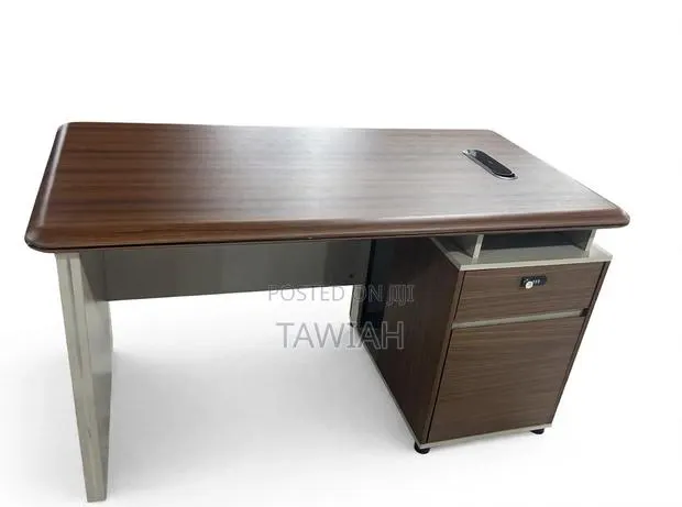 1.6 Modern Executives Office Desk · Photo 1