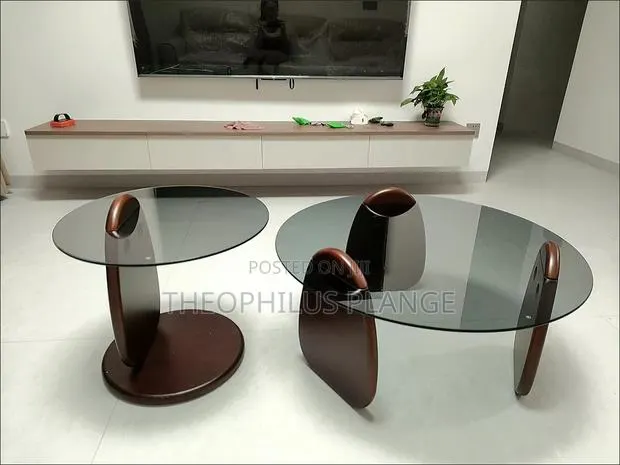 2 in 1 Glass Table / Coffee Table · Photo 1