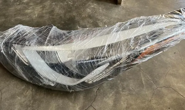 Home Used 2014 Hyundai Elantra Headlight (Right Side) · Photo 1