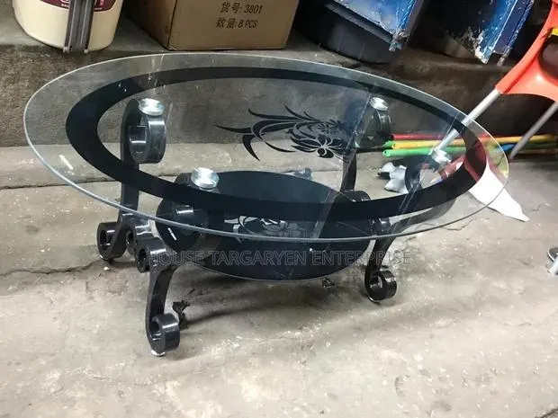 Glass Center Table · Photo 1