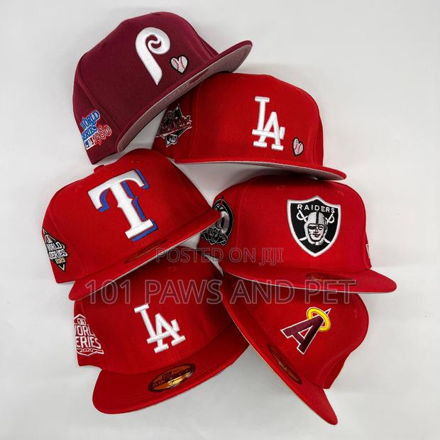 New Era Snapback Cap · Photo 1