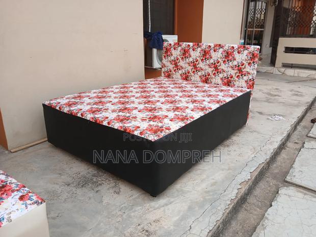 Very Neat Inbuilt Double Bed · Photo 2