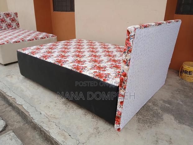 Very Neat Inbuilt Double Bed · Photo 4