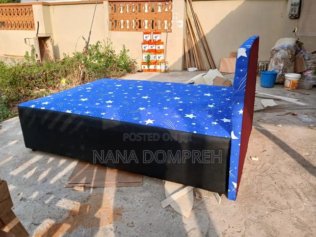 Blue Inbuilt Double Bed · Photo 4