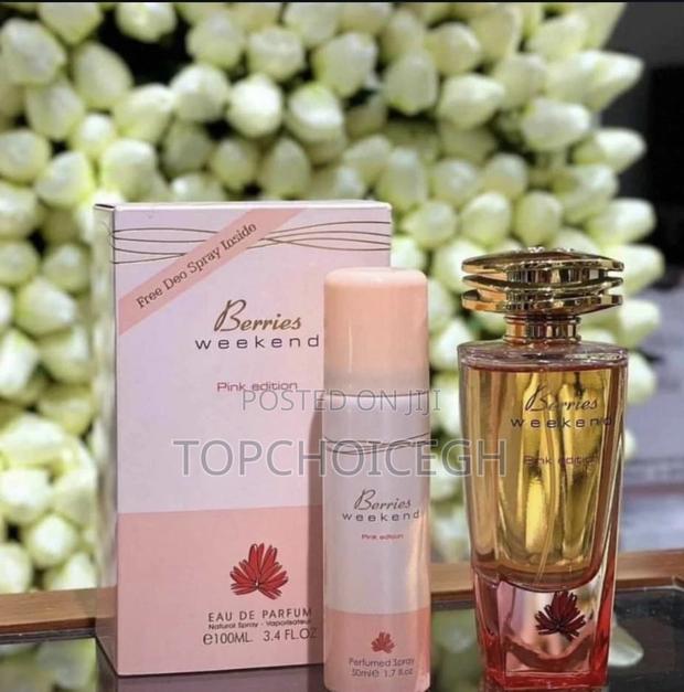 Berries Weekend Pink Edition Perfume · Photo 1