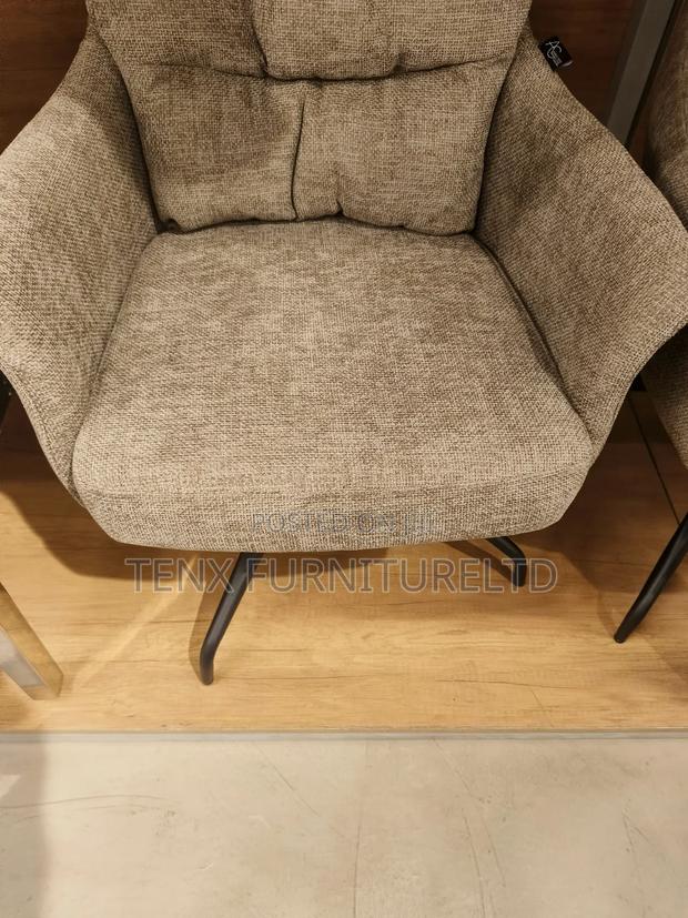 Dining Chair Swivel (Inside) · Photo 3