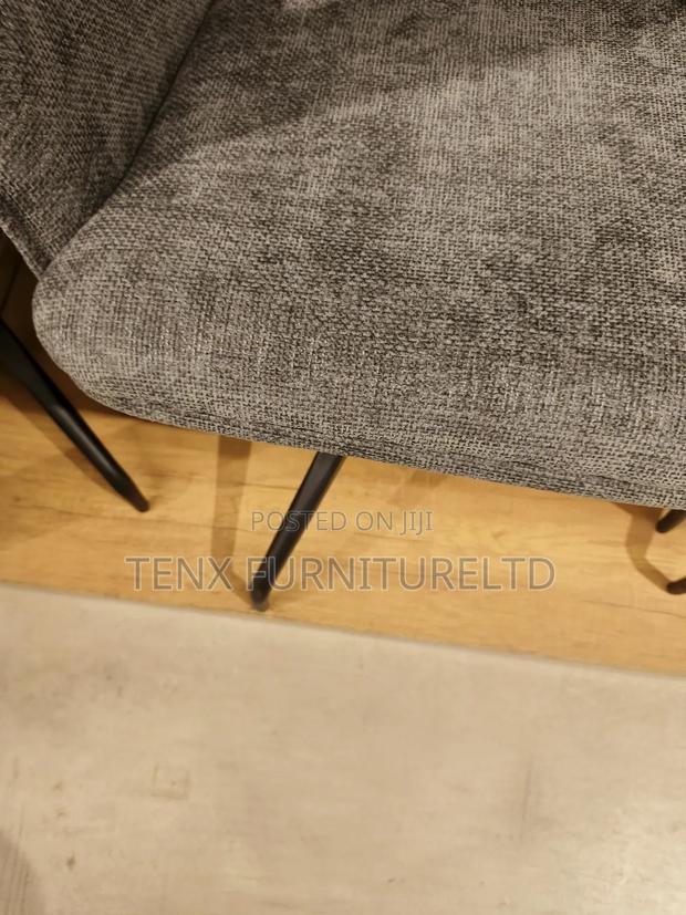 Dining Chair (Swivel) Soft · Photo 2