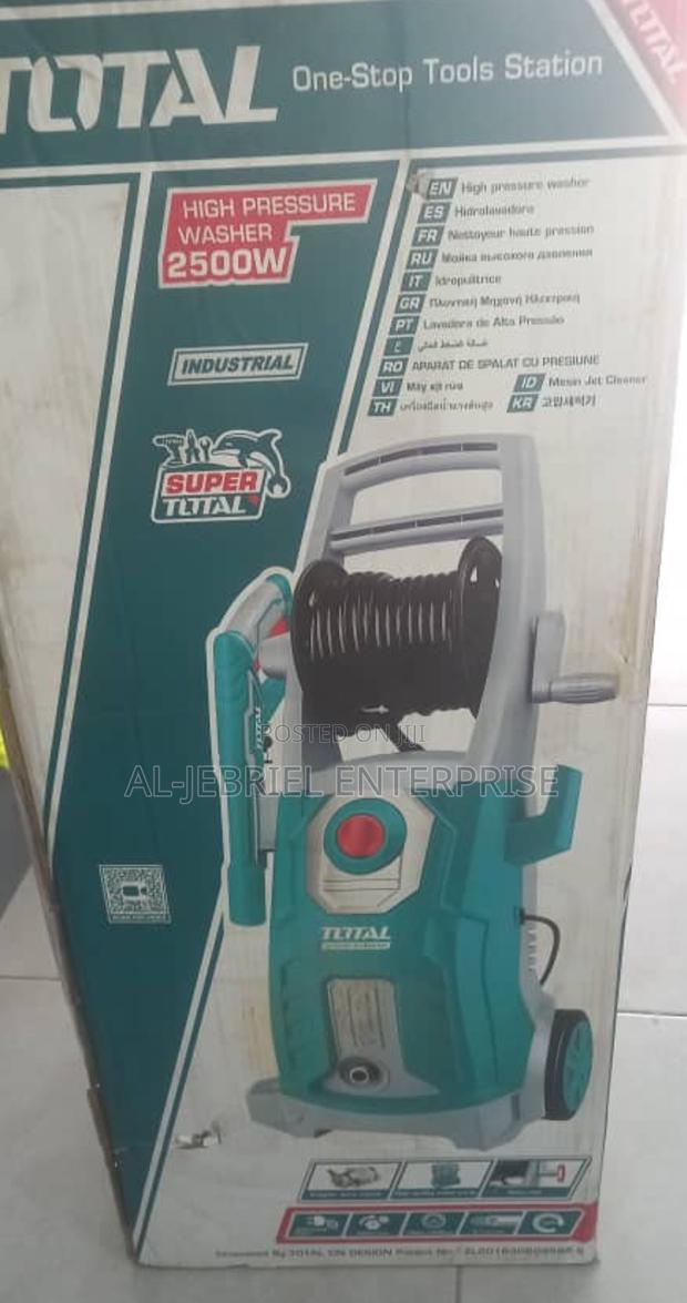 Total 2500 Watts High Pressure Washer · Photo 1