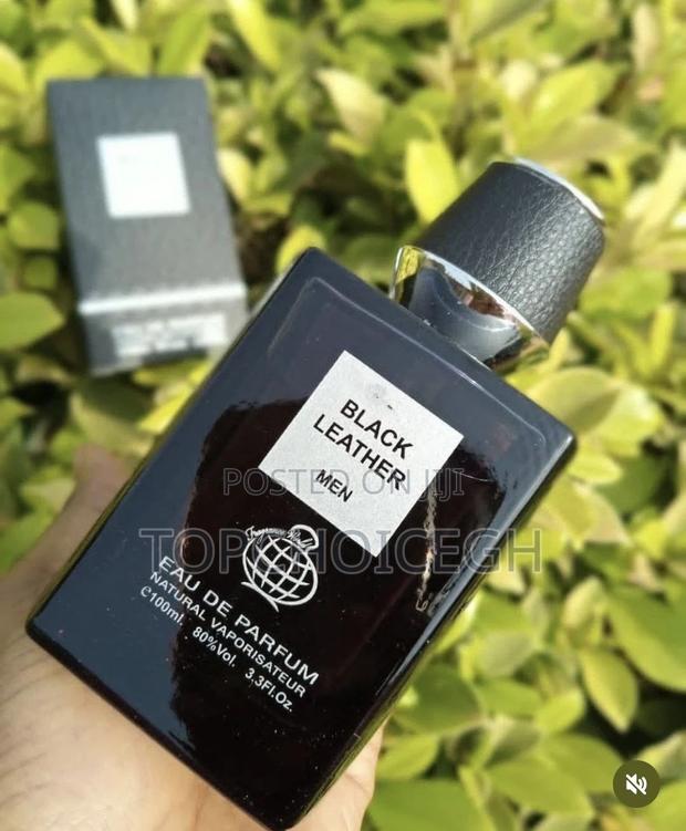 Black Leather Perfume · Photo 1