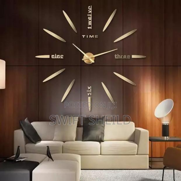 Lovely 3d Wall Design Clock Large 100 to 120cm Diameter · Photo 1