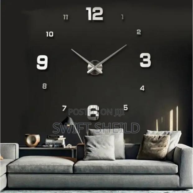 Silver Clock 3d Wall Design Clock Large 100 to 120cm · Photo 1