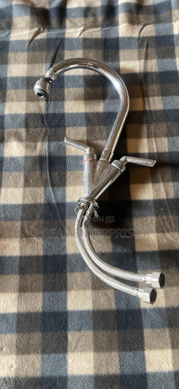Kitchen Hot and Cold Tap Faucet ( UK Used ) · Photo 2