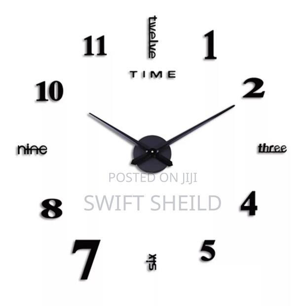 Classic Spec 3d Wall Clock Large 100 to 120cm Diameter · Photo 3
