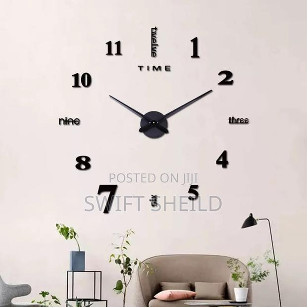 Classic Spec 3d Wall Clock Large 100 to 120cm Diameter · Photo 1