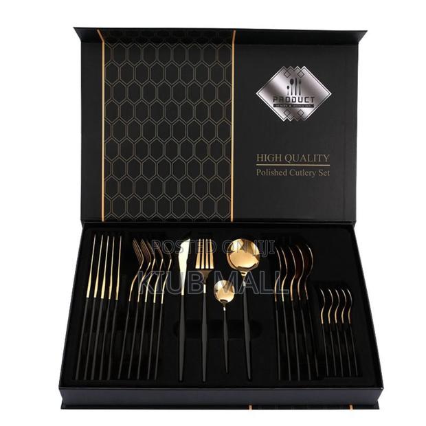 24 Pieces Quality Luxurious Cutlery Set · Photo 2