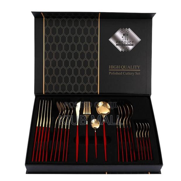 24 Pieces Quality Luxurious Cutlery Set · Photo 3