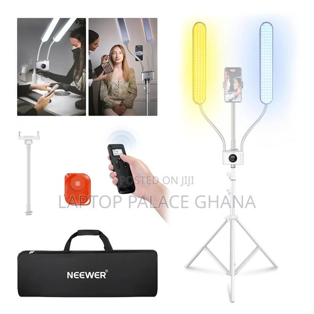 NEEWER Esthetician Light With Phone Holder Travel Bag Kit · Photo 1