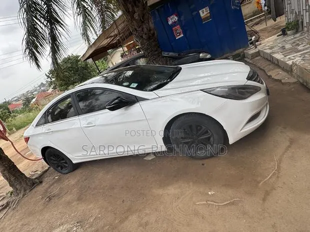 Hyundai Sonata 2013 White · Photo 1