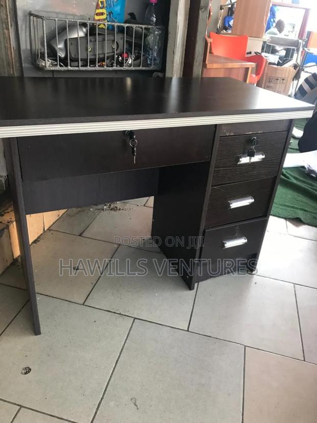 Office Wooden Table · Photo 1