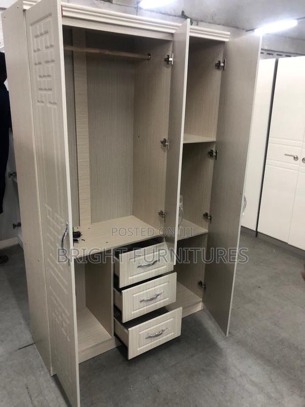 Foreign Three Doors Wardrobe With Drowners and Mirror · Photo 2