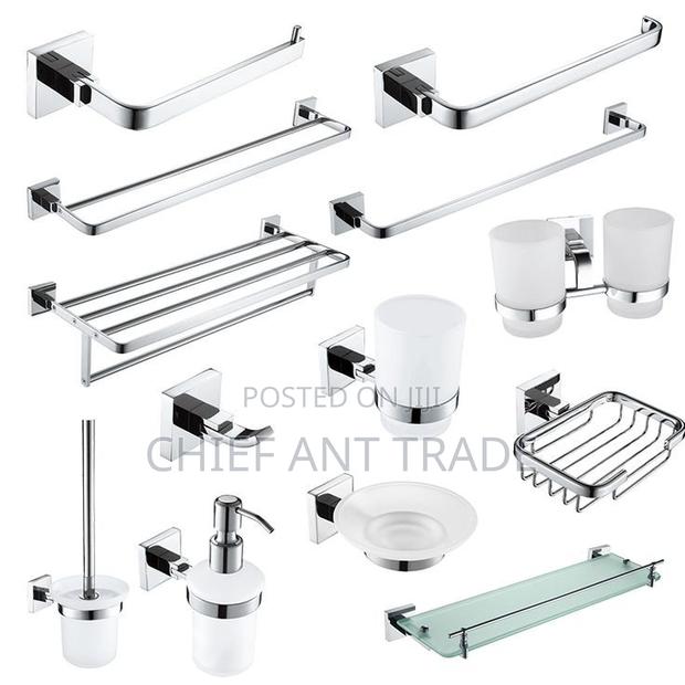 Gj8100. Bathroom Accessories · Photo 1