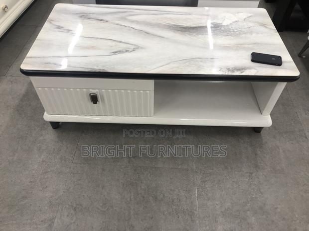 Center Table · Photo 1