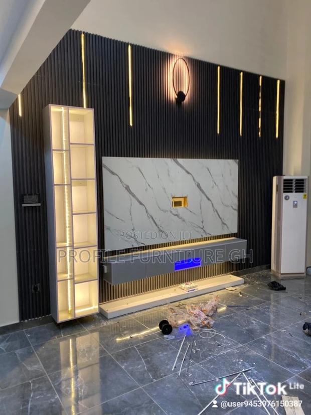 Efflorescence Console for Executive Apartment · Photo 1