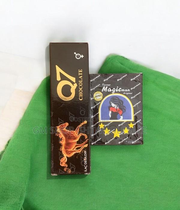 Q7 Chocolate 1 Magic Tissue · Photo 1