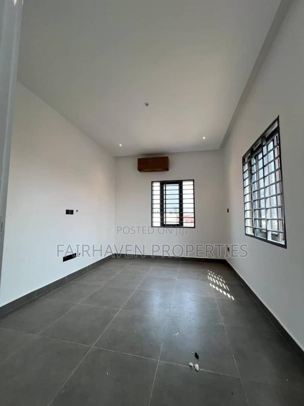 3bdrm House in Oyarifa for sale · Photo 7