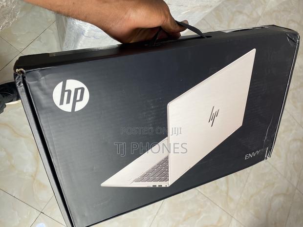 New Laptop HP Envy 14 8GB Intel Core I5 SSD 512GB · Photo 2