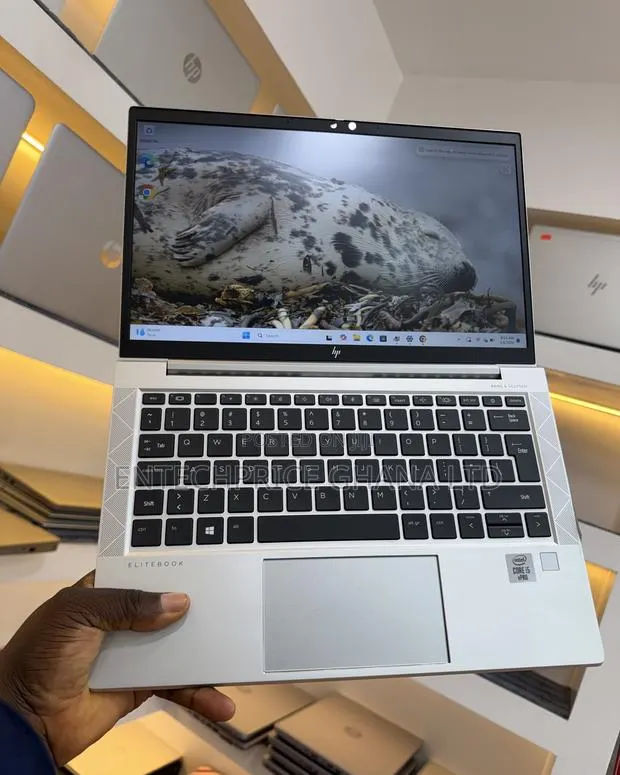 Laptop HP EliteBook 830 G7 8GB Intel Core i5 SSD 256GB · Photo 1