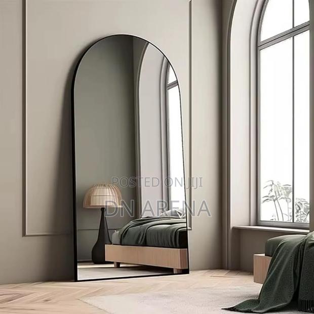 Arched Mirror Full Body Length Size: 80cm*180cm · Photo 2