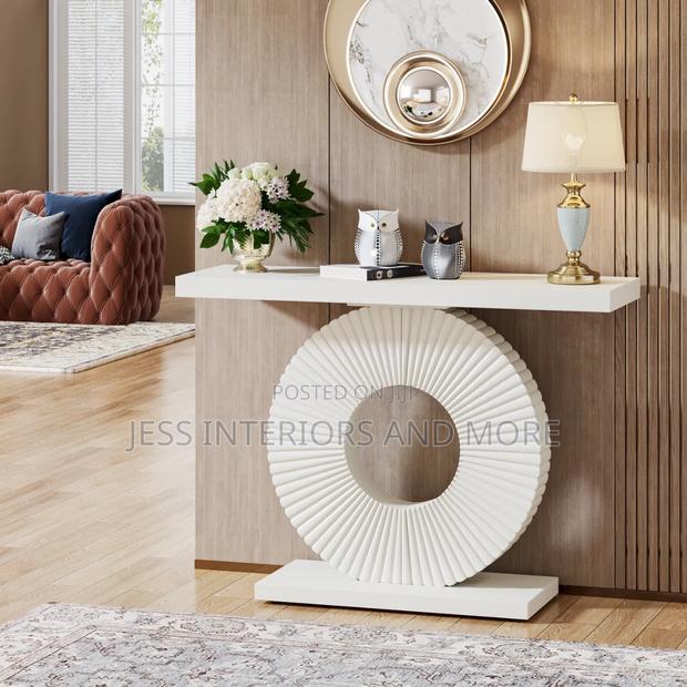 Console Table Geometric Base · Photo 2