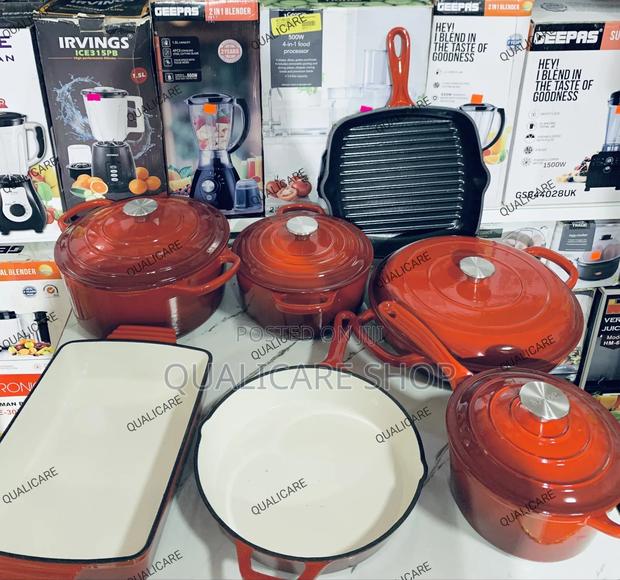 Cast Iron Cookware - Set of 11 · Photo 2