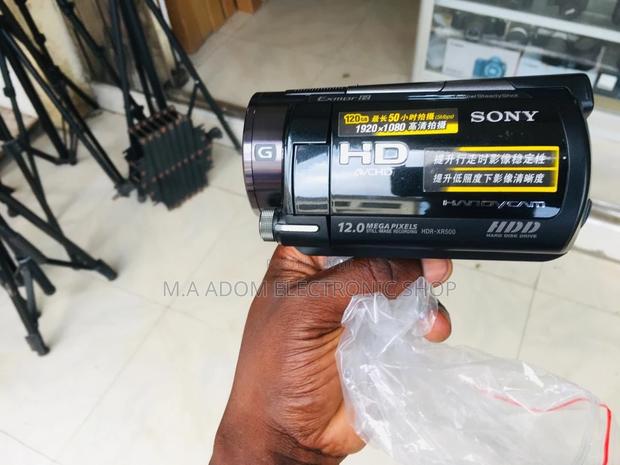 Sony HDR-XR500E: Your HD Storytelling Companion · Photo 1
