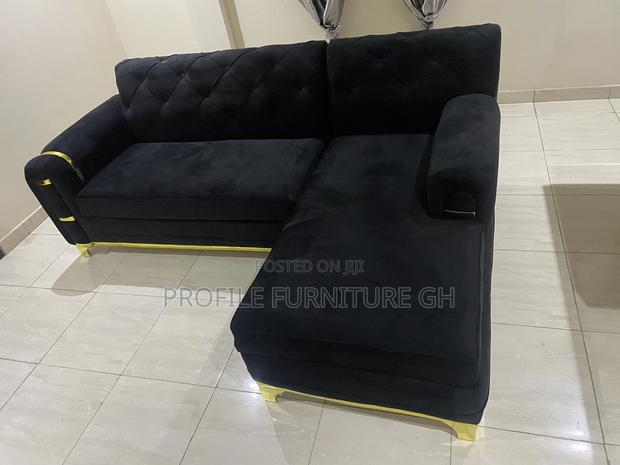 Becoming Black L-shape Sofa//Solid · Photo 2
